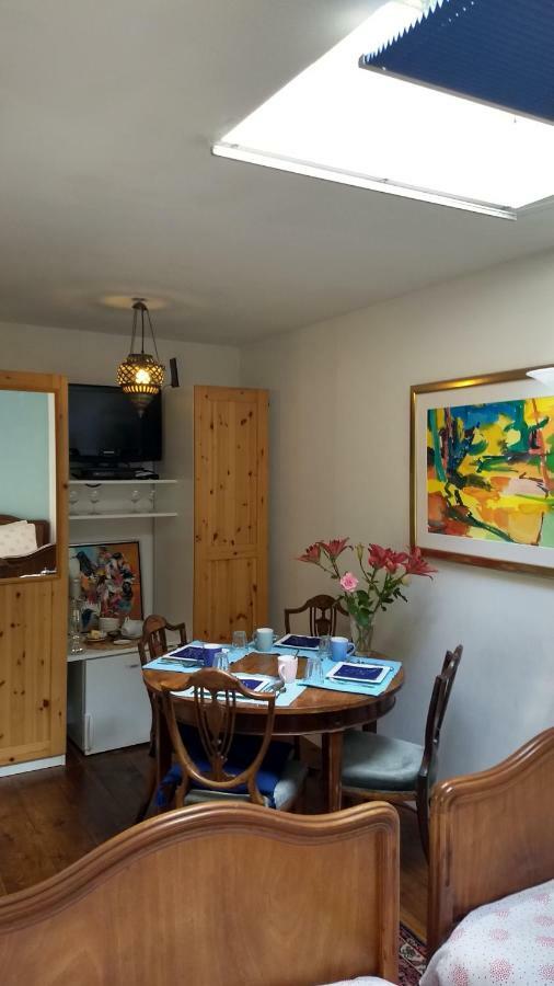 B&B Romantic Rooms Central Haarlem Exterior photo
