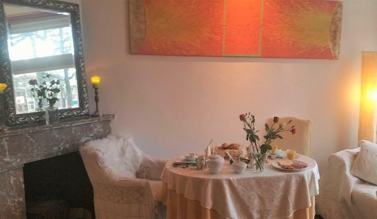B&B Romantic Rooms Central Haarlem Exterior photo